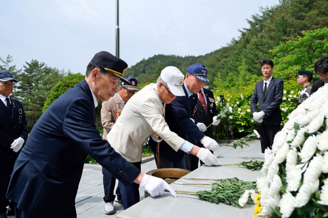 태백시, 6월6일 연화산 충혼탑에서 제71회 현충일 추념식 개최