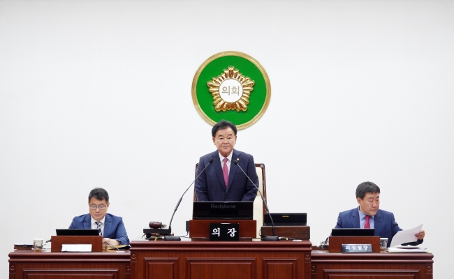 10대 의회 전반기 원구성 “의장 고재창 부의장 이경옥”