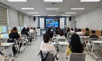 충북자치연수원에서 이정우 강사, 충청북도 공무직 대상 ‘공무직복무제도’에 대해 강의